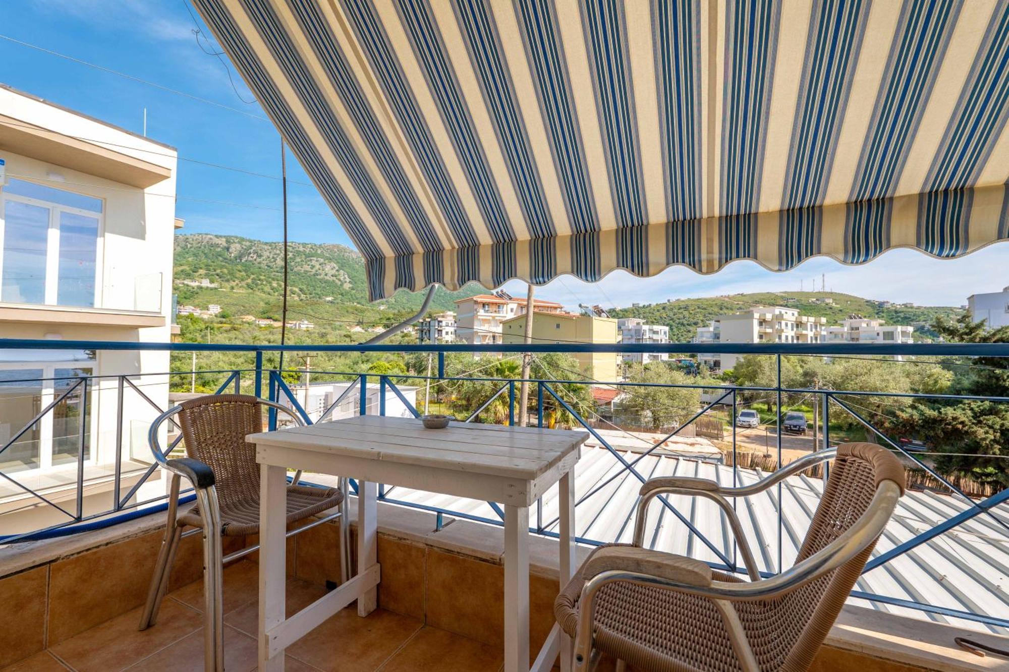 Hotel Portokali Himare Exterior photo